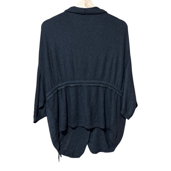 EUC - Lululemon Breeze Easy Wrap - Heathered Black - Size XS/S - Picture 10 of 11